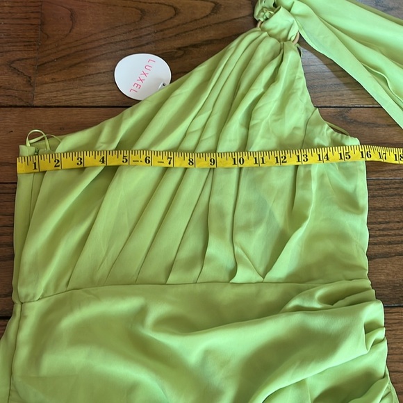 Luxxel Citron Cascade Mini Dress Size L New With Tag - Picture 9 of 11